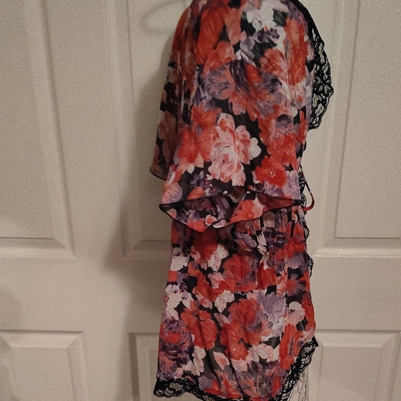 NY Collection Floral Top - Red and Purple - Picture 4 of 7